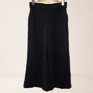 Camber & Grace Minimalist Wide Leg Cropped Gaucho Culottes Black Workwear Chic